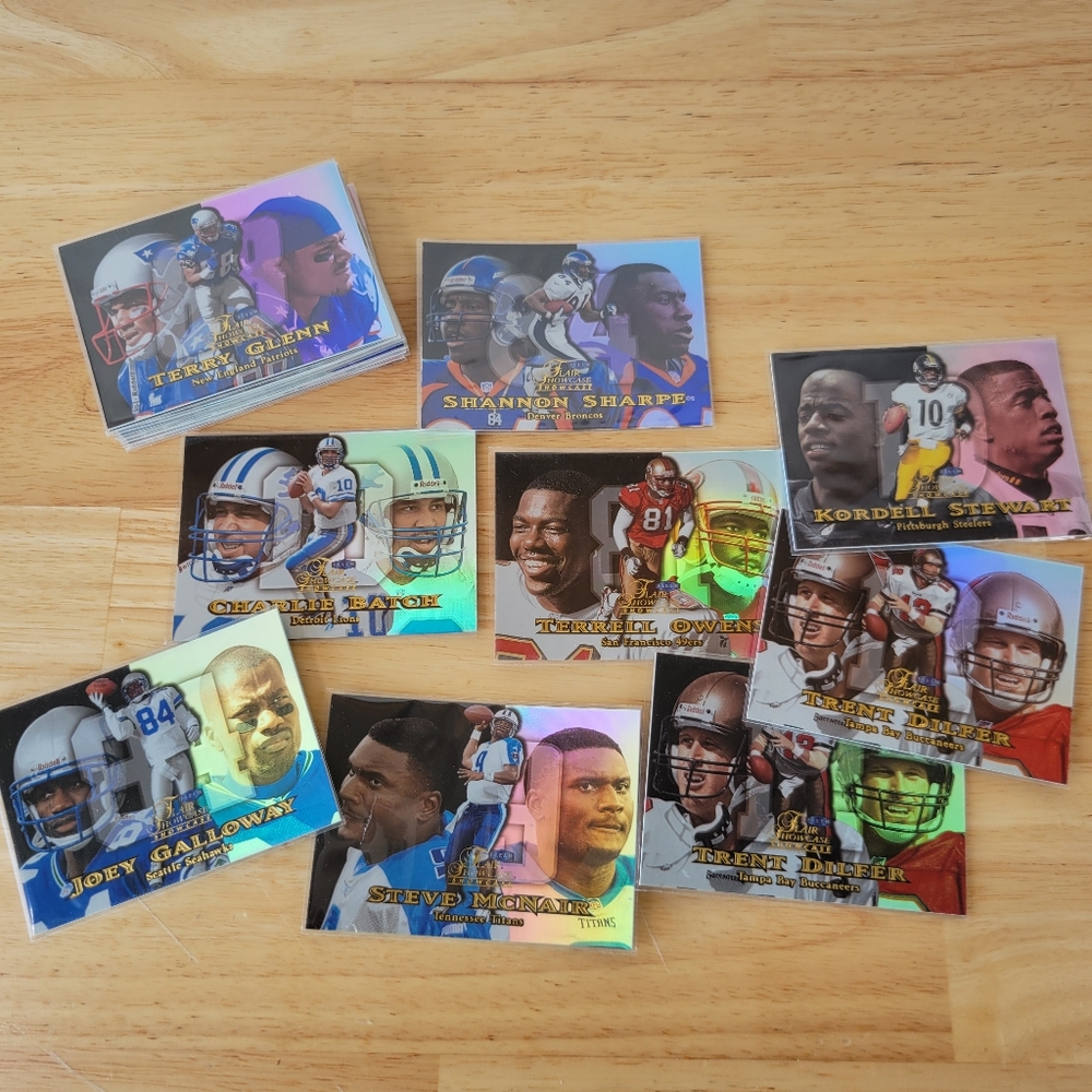 Football Card Lot 1999 Fleet Flair Showcase 21 Cards